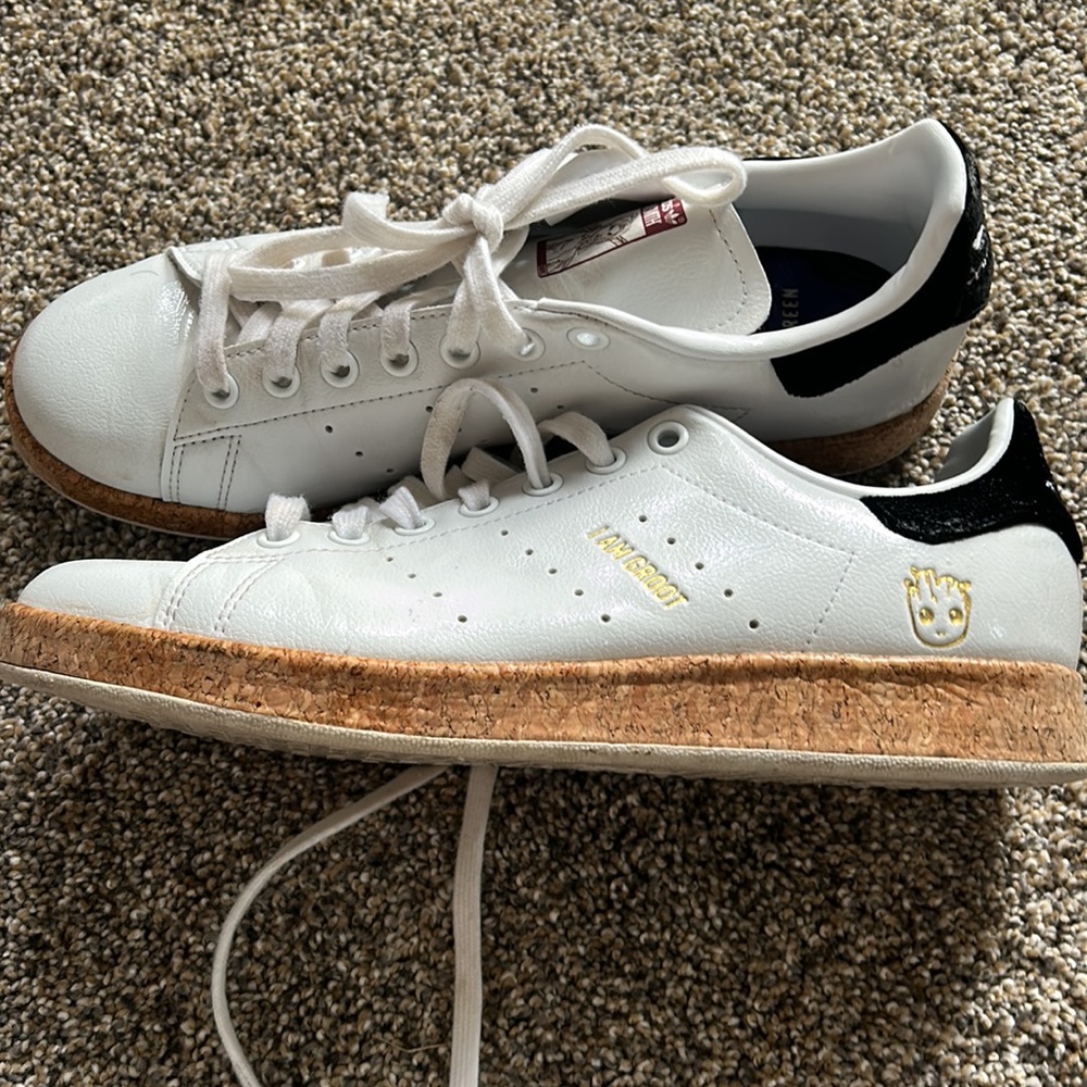 Like new adidas I am Groot! Tennis shoes - Picture 4 of 6
